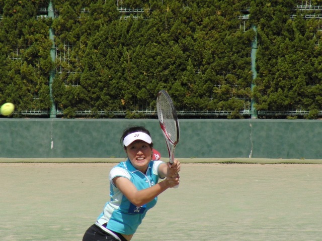 32_3_22_28.JPG - 熱戦の様子（1回戦）