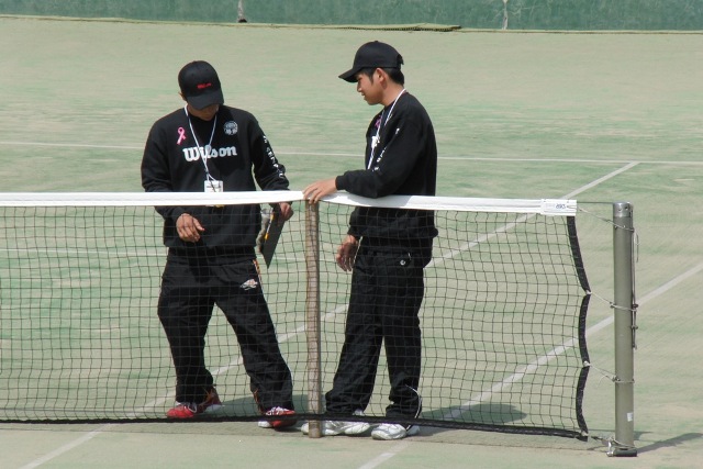 32_3_22_36.JPG - 熱戦の様子（1回戦）