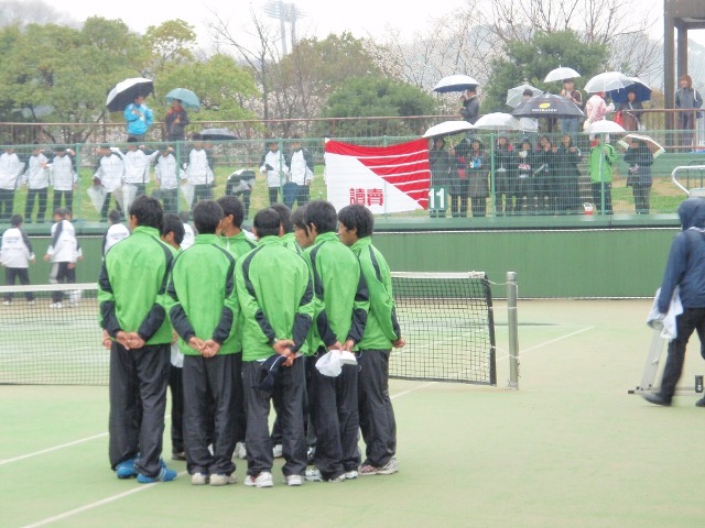 32_3_23_27.JPG - 熱戦の様子（2回戦）