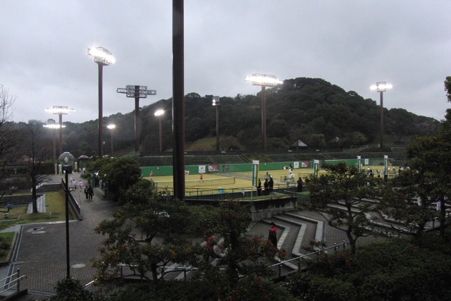 32_3_23_53.JPG - 熱戦の様子（2回戦）