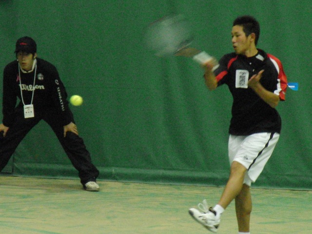 32_3_25_45.JPG - 熱戦の様子（準々決勝・準決勝）